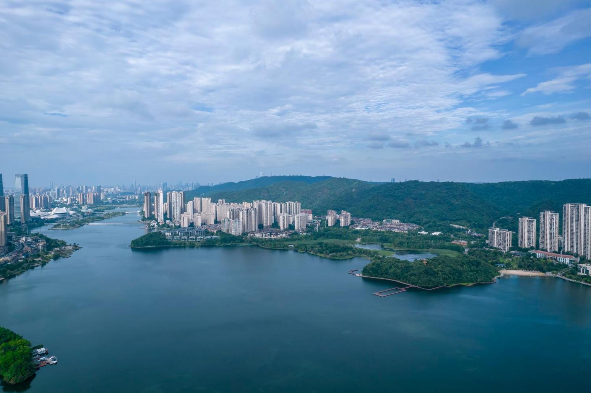 Hotel Indigo Changsha Meixi Lake Bagian luar foto